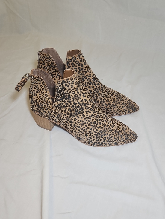 Dolce Vita Shoes - Dolce Vita Leopard Print Pointed Ankle Booties - Brown/Black